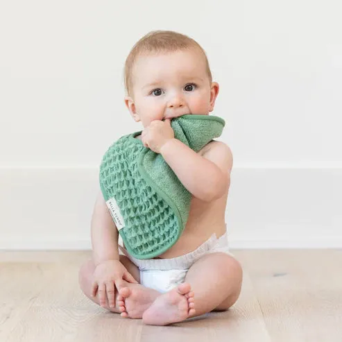 Bella Tunno Bib   Burp Cloth Set