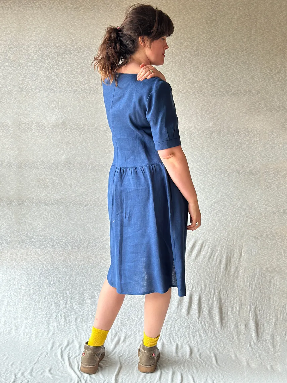 Kirsten Dress in 100% Linen - Midnight Indigo (Women)