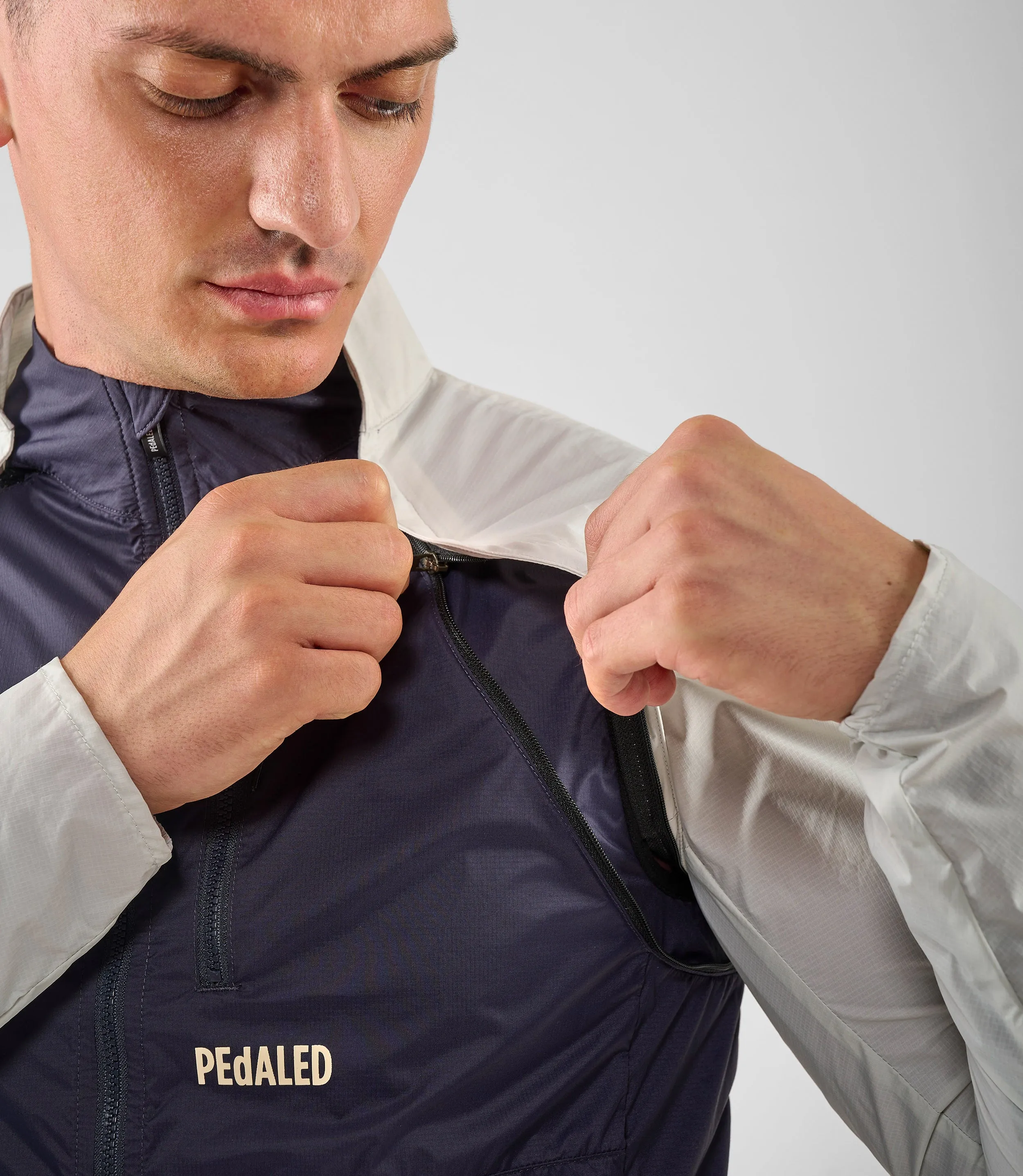 Odyssey Detachable Sleeve Jacket